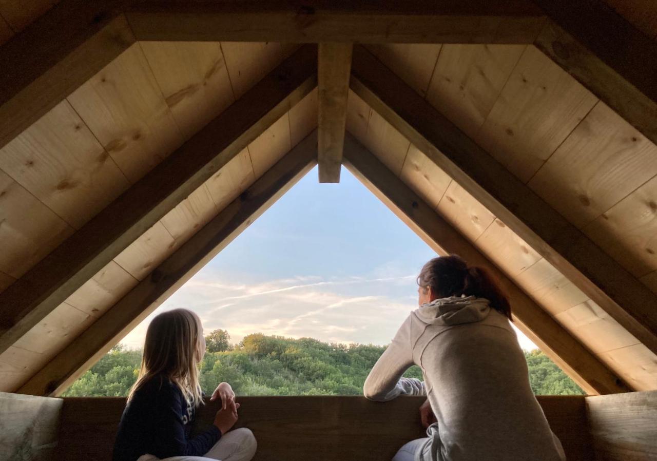 Cabane Bivouac Avec Echelle A L'Ombre Des Chenes Idrac-Respailles Экстерьер фото